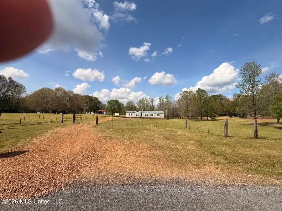 573 Alred Road, Coldwater, MS 38618 - #2