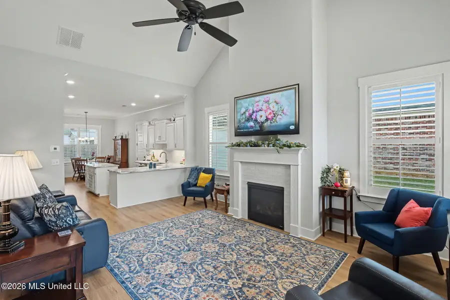 3847 Swan Cove, Hernando, MS 38632 - #3