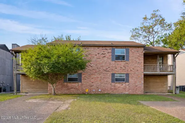 2337 River Oaks Boulevard, Jackson, MS 39211