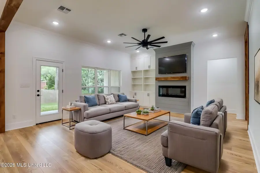 5586 E Diamondhead Drive, Diamondhead, MS 39525 - #2