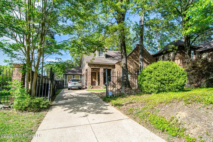 1612 E Northside Dr Drive, Jackson, MS 39211 - #2