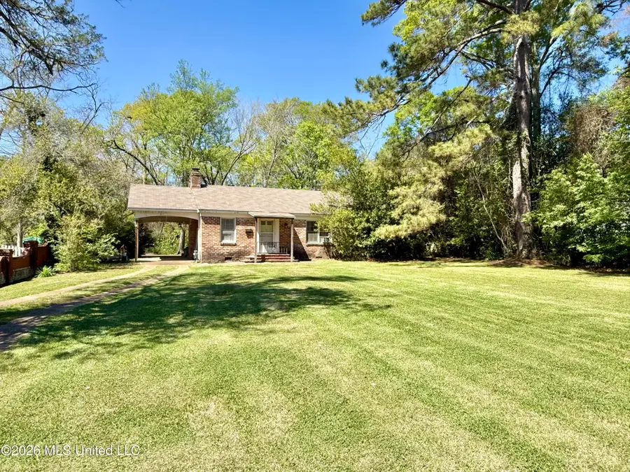 324 S Extension Street, Hazlehurst, MS 39083 - #2