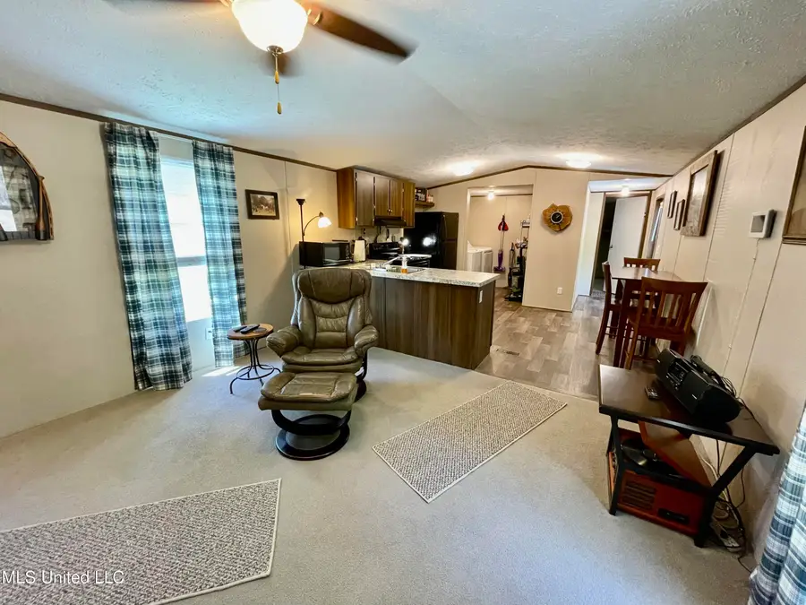 315 Young Road, Byhalia, MS 38611 - #3