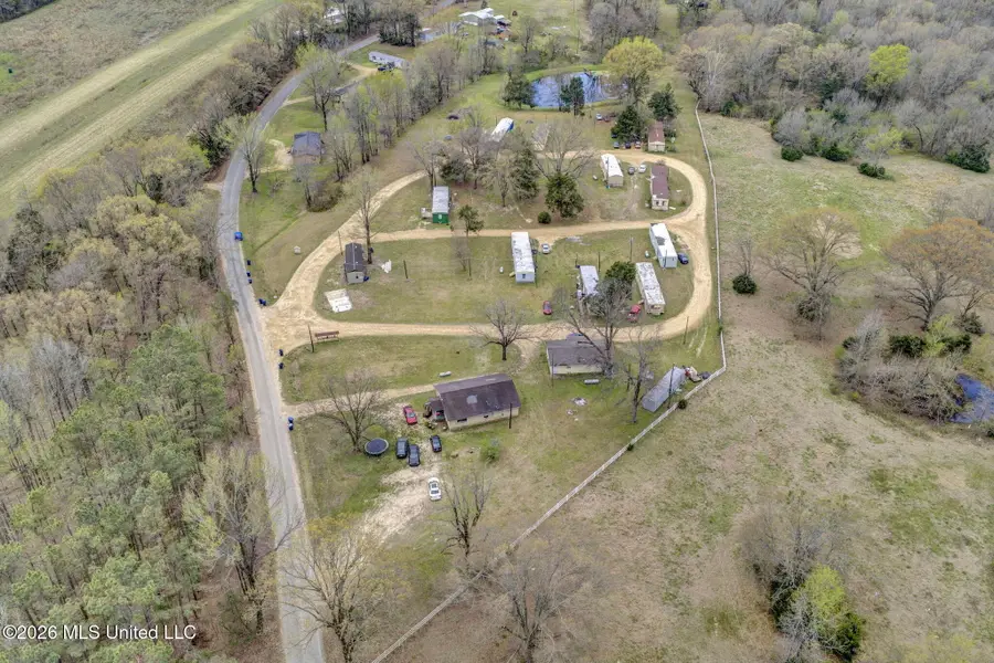 400 Red Hill Circle, Batesville, MS 38606 - #2