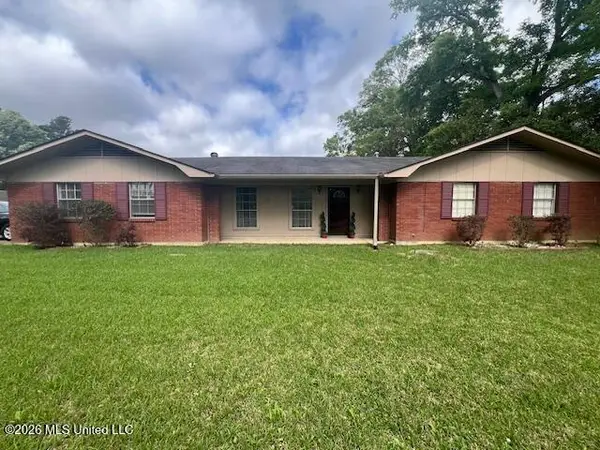 100 Brookfield Drive, Natchez, MS 39120