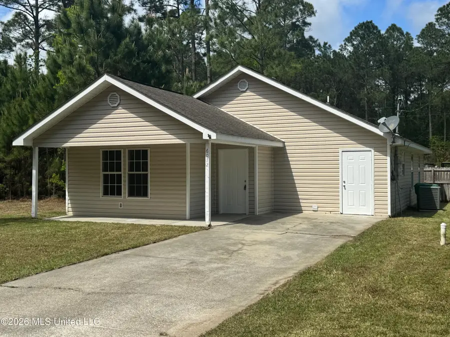6072 E Jones Street, Bay Saint Louis, MS 39520 - #2