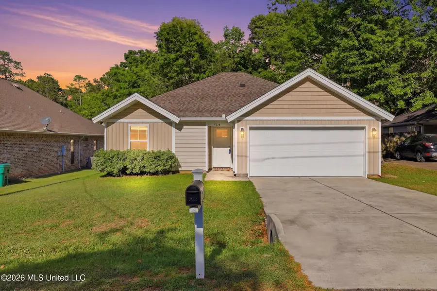 9826 Ala Moana Street, Diamondhead, MS 39525 - #2