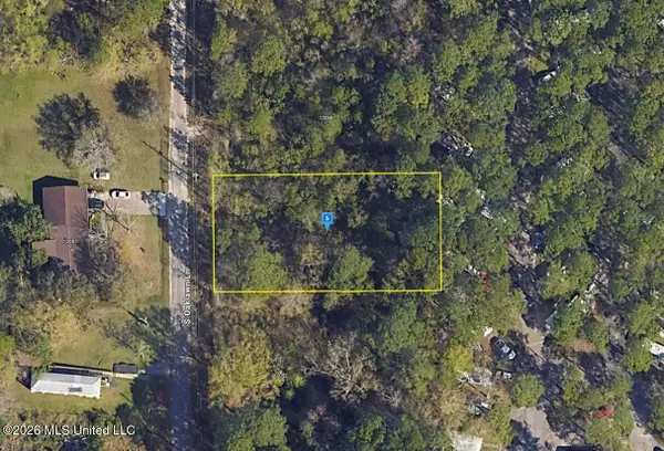 12060 S Oaklawn Lane, Biloxi, MS 39532