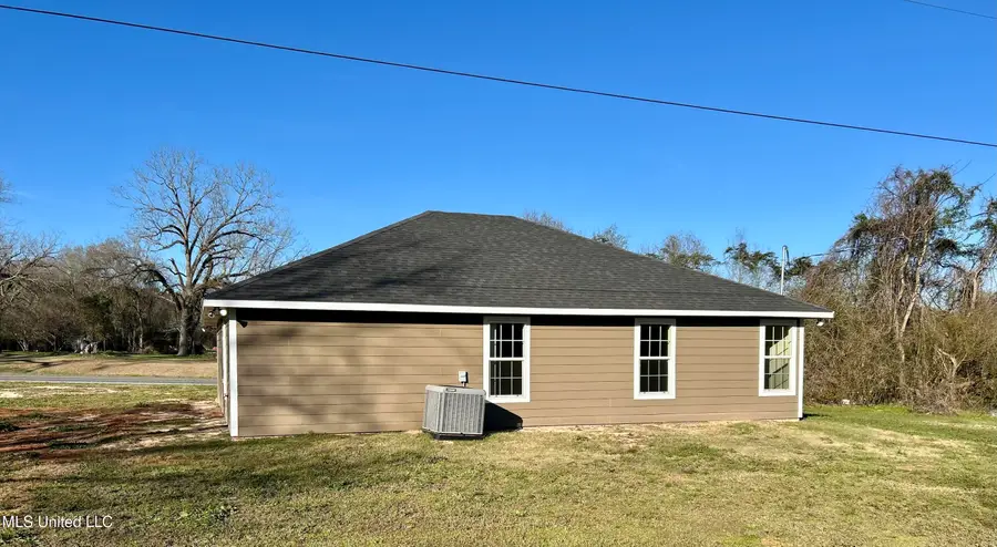 319 Hwy 48 E, Tylertown, MS 39667 - #3