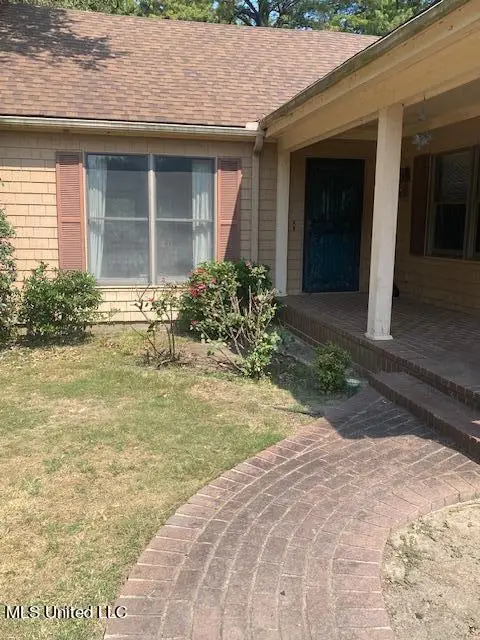 719 Cypress Creek, Clarksdale, MS 38614 - #2