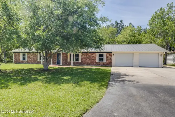114 Campion Drive, Waveland, MS 39576
