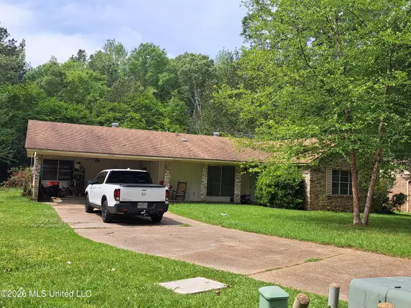3443 Beaumont Drive, Pearl, MS 39208