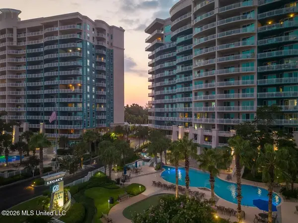 2230 Beach Drive, Gulfport, MS 39507