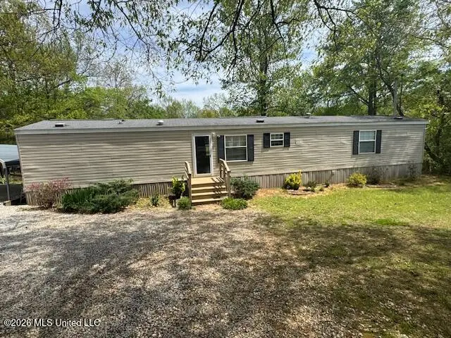 349 W Cox Road, Byhalia, MS 38611 - #1