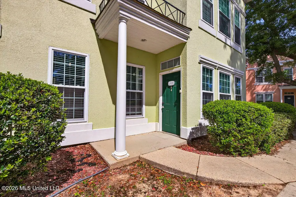 2252 Beach Drive, Gulfport, MS 39507 - #1