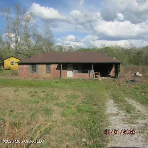 5737 S Old Highway 7, Waterford, MS 38685