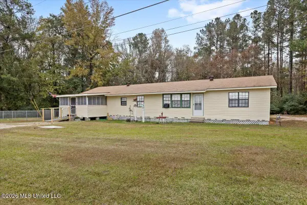 75 Terrys Chapel Road, Foxworth, MS 39483
