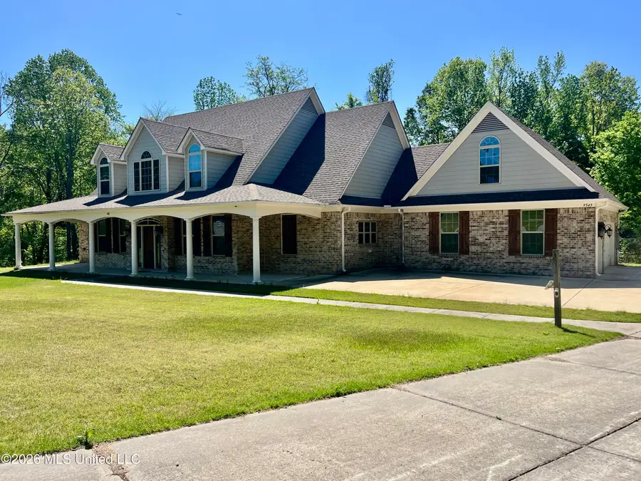 9545 Green River Road, Lake Cormorant, MS 38641 - #2