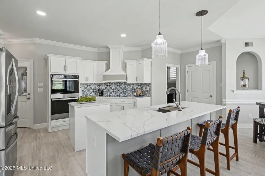 8472 Belmor Lakes Drive, Olive Branch, MS 38654 - #3