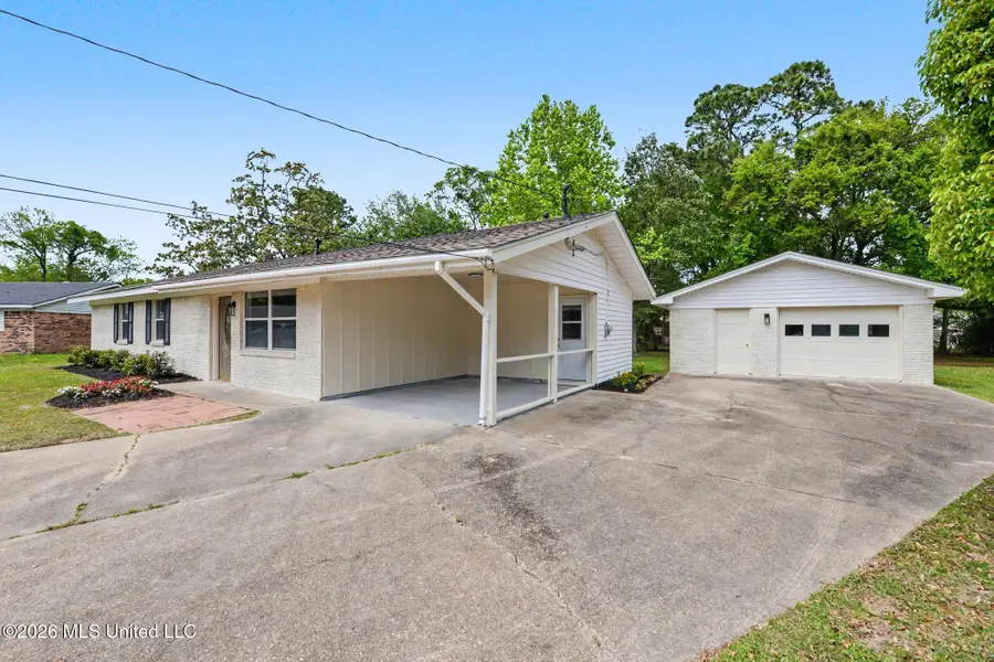 2167 Sherwood Place, Biloxi, MS 39531 - #2