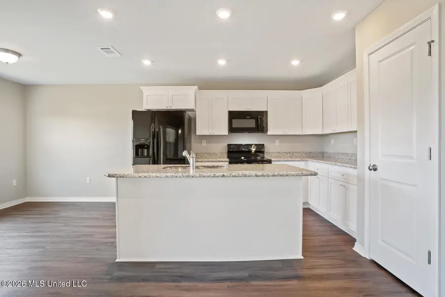 629 Oak Street, Ocean Springs, MS 39564 - #3