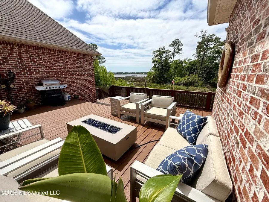 717 Clover Place, Biloxi, MS 39532 - #2