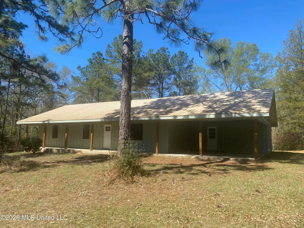 551 Fruitland Park Road, Wiggins, MS 39577 - #1