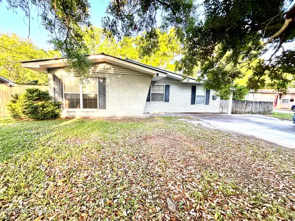 2806 Lynwood Street, Pascagoula, MS 39567