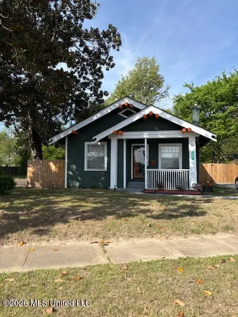 1303 Riverside Avenue, Clarksdale, MS 38614