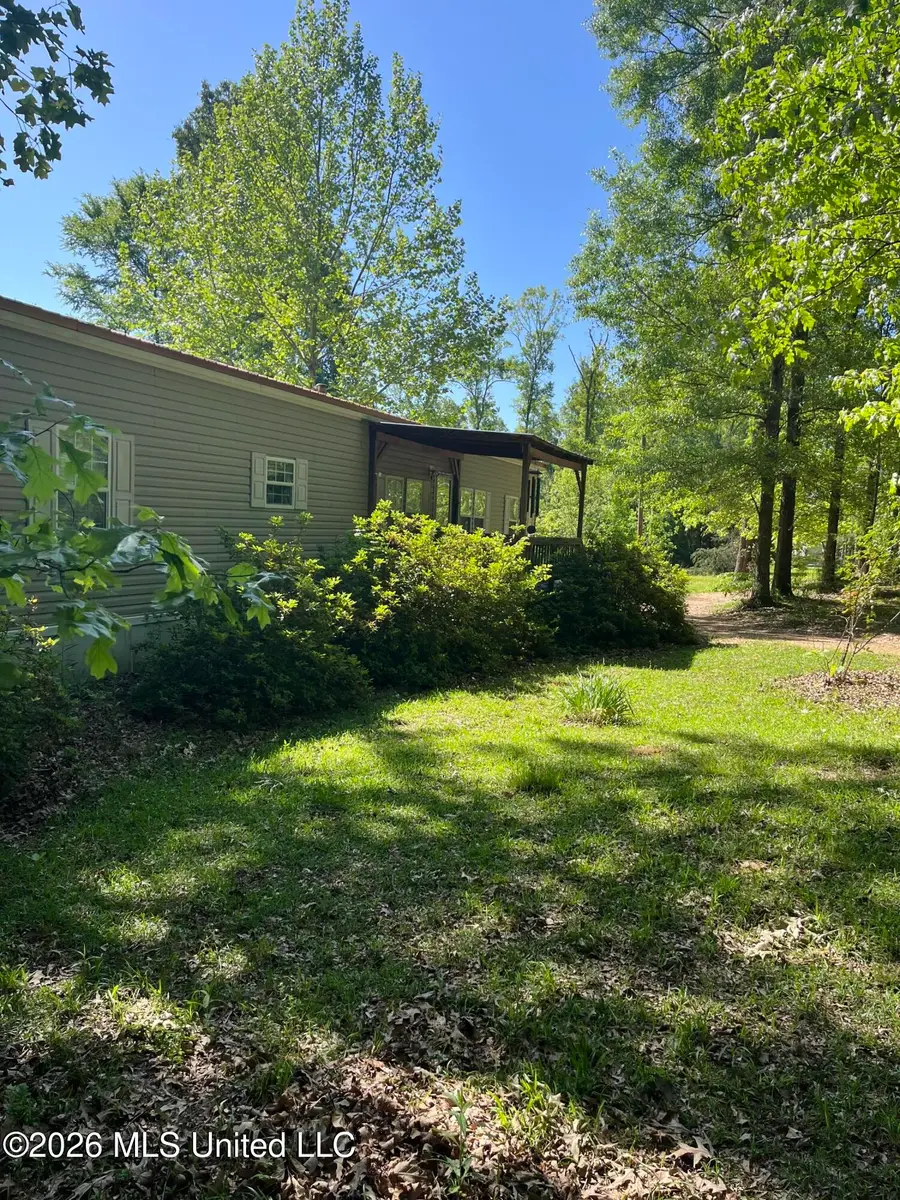 22 Deer Lake Road, Natchez, MS 39120 - #2