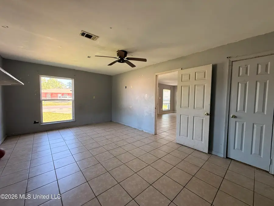 82 Holly Circle, Gulfport, MS 39501 - #3