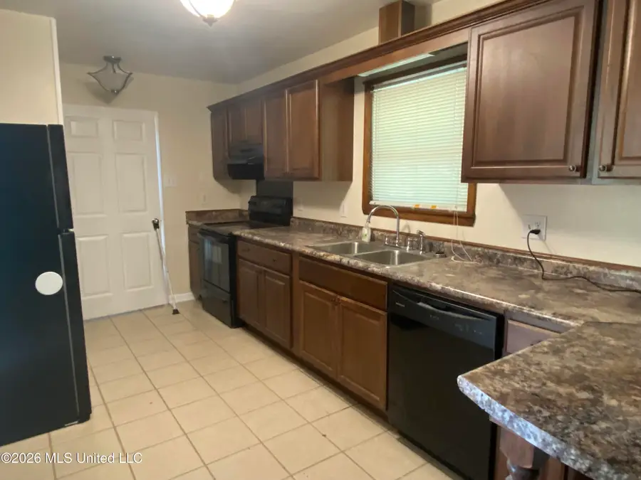 3511 Sherwood Street, Pascagoula, MS 39581 - #2