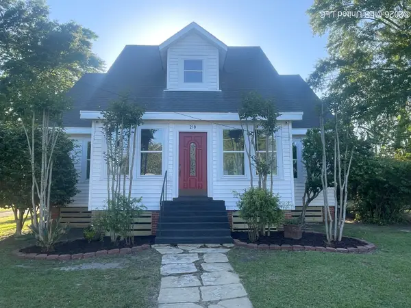 218 Park Street, Wiggins, MS 39577