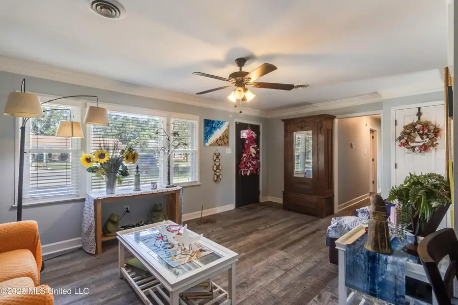 141 Beachview Avenue, Biloxi, MS 39531 - #3