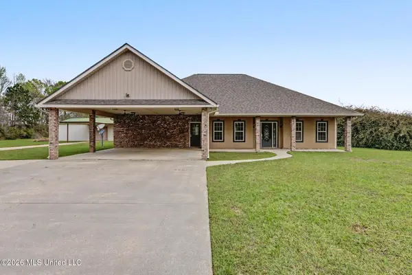 8 Henry Murphy Road, Carriere, MS 39426