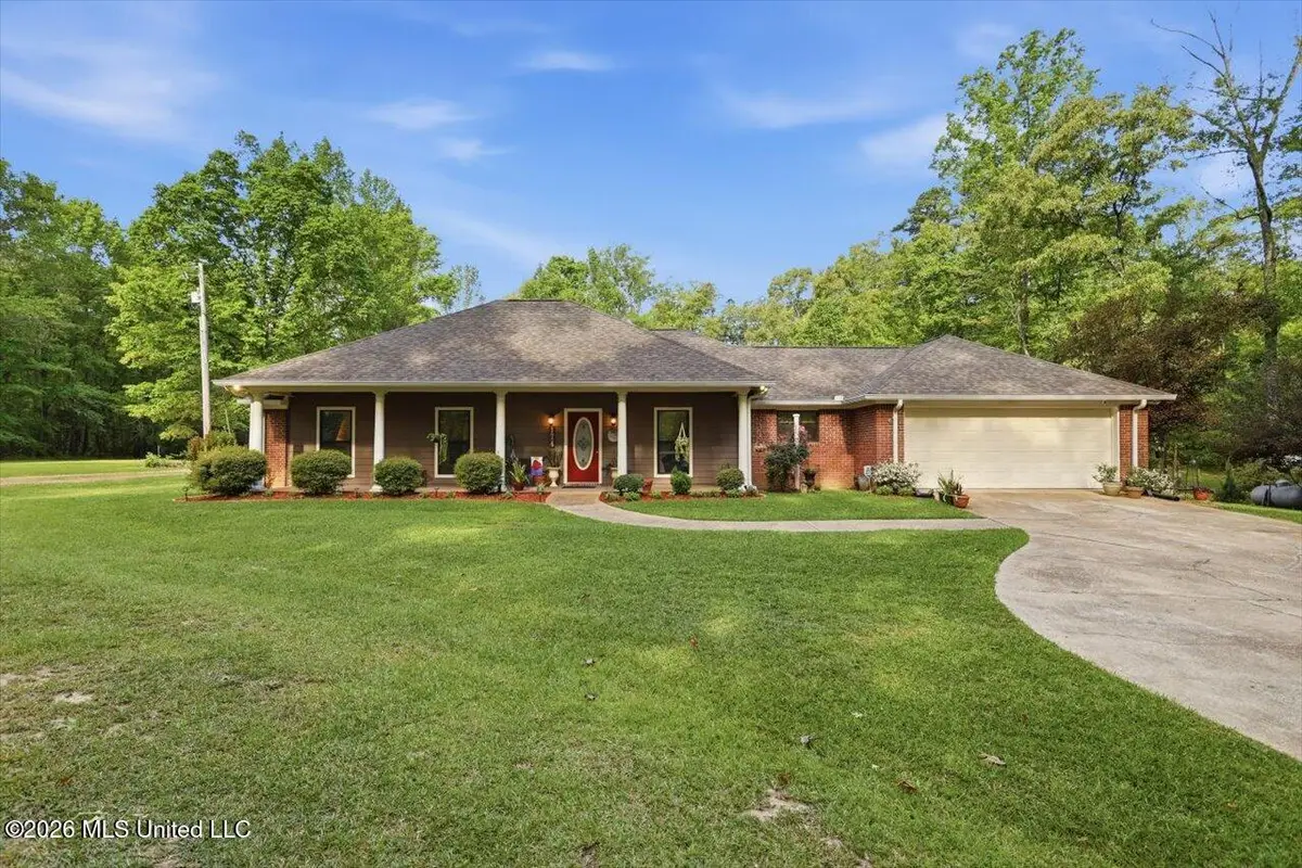 174 S Eagle Ridge Drive, Florence, MS 39073 - #1