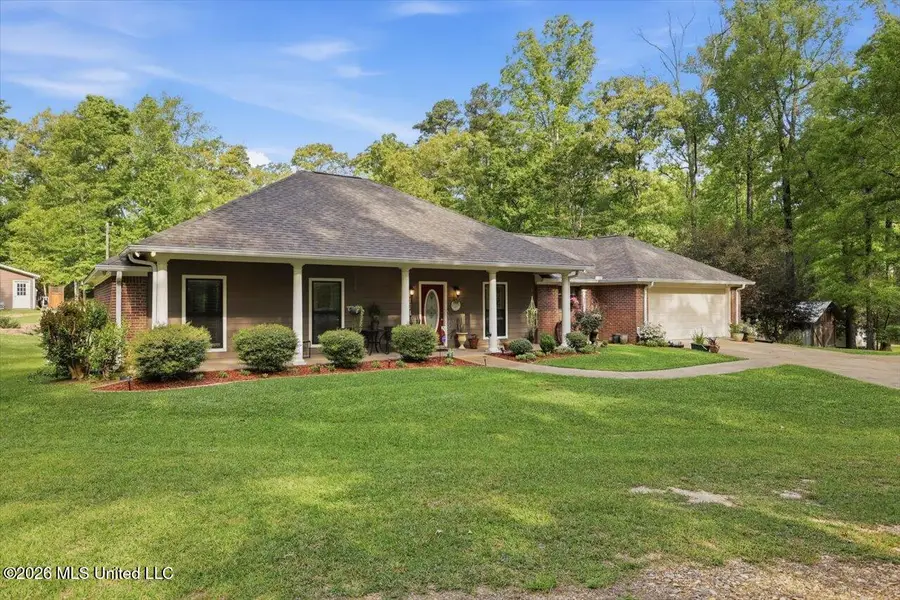 174 S Eagle Ridge Drive, Florence, MS 39073 - #2