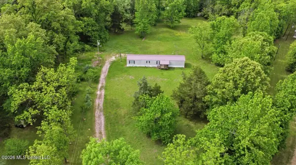 1011 Lake Drive, Raymond, MS 39154