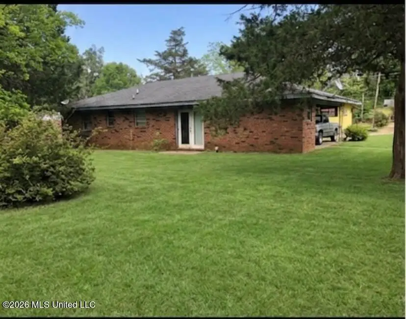 61 Chandler Street, West Point, MS 39773 - #2
