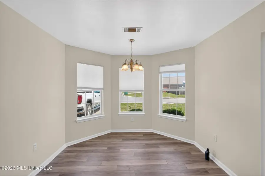 2204 Irma Circle, Ocean Springs, MS 39564 - #3