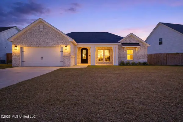 6746 Maurepas Circle, Ocean Springs, MS 39564