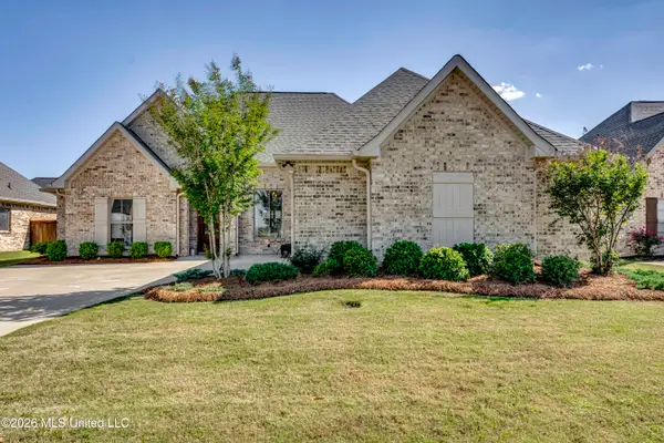 1006 Kensington Drive, Flowood, MS 39232