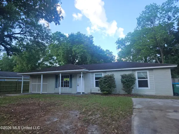 1403 Commanche Street, Pascagoula, MS 39581