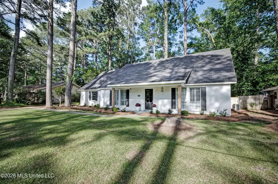 5366 Balmoral Drive, Jackson, MS 39211 - #3