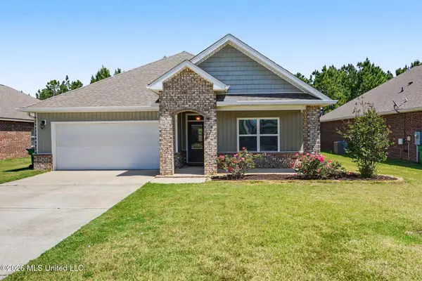 6836 Sweetclover Drive, Ocean Springs, MS 39564