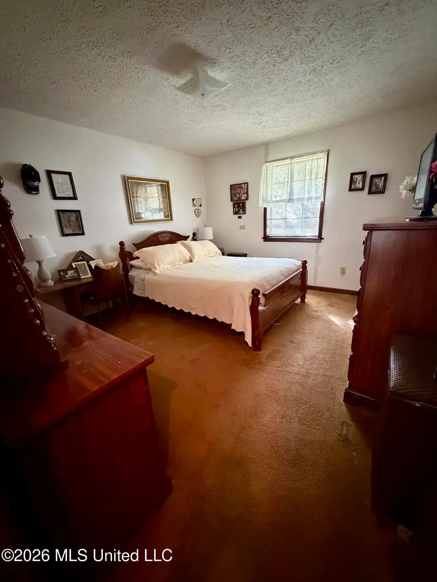 930 NW Newell Road, Brookhaven, MS 39601 - #2