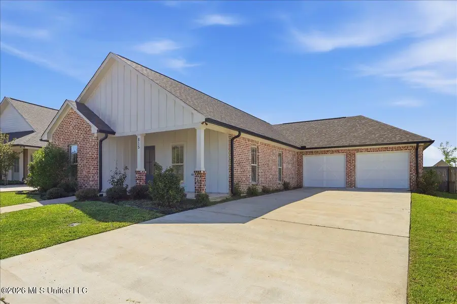 815 Long Leaf Circle, Brandon, MS 39042 - #3