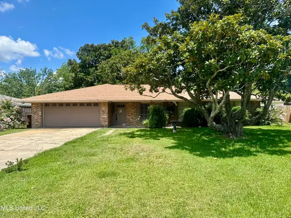 121 Vance Place, Long Beach, MS 39560