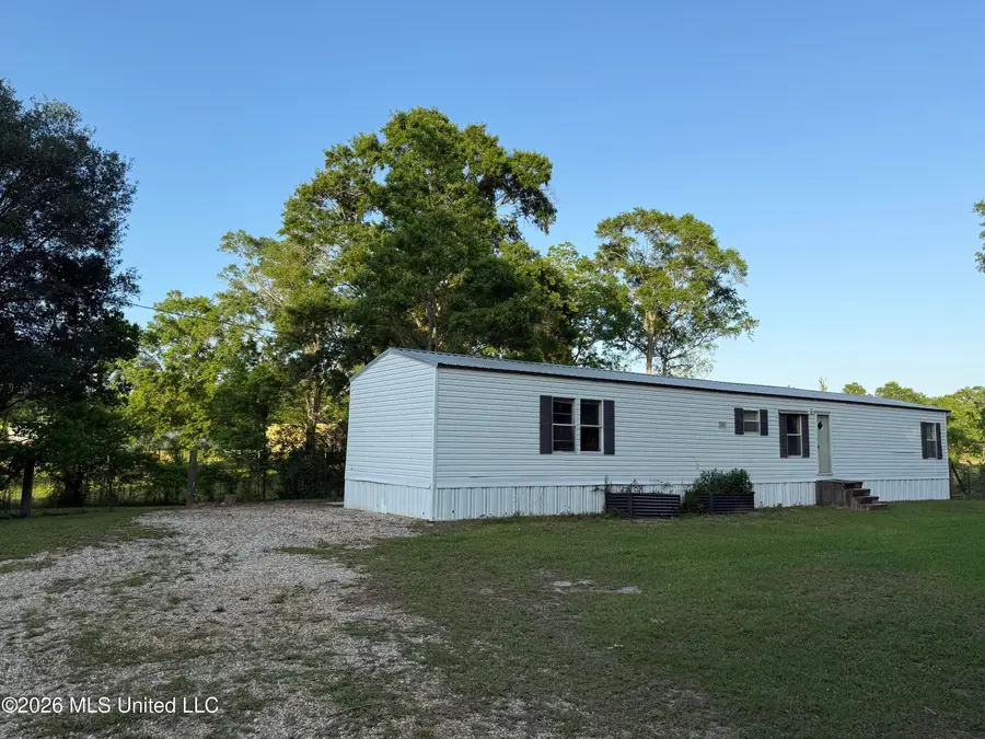 114 Poplar Avenue, Carriere, MS 39426 - #2