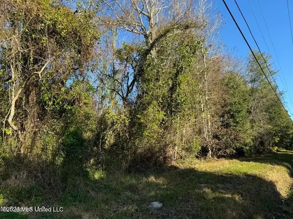 Seacliff Boulevard, Ocean Springs, MS 39564